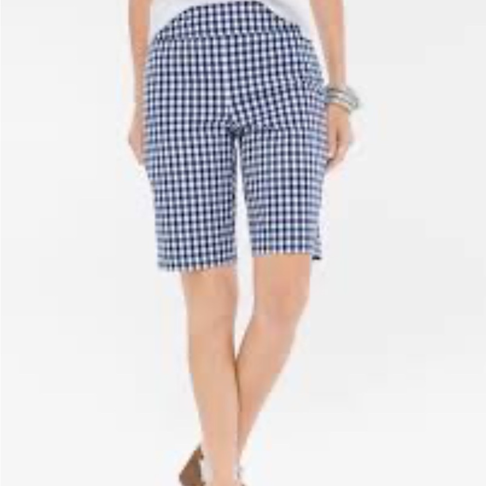 Chico’s navy and white gingham stretch short - size 1.5